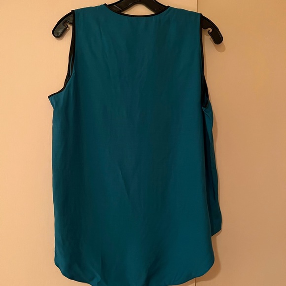 L'AGENCE Blue Zipper with Leather Trim Tank Top/Cami, Size 6 - Picture 3 of 3